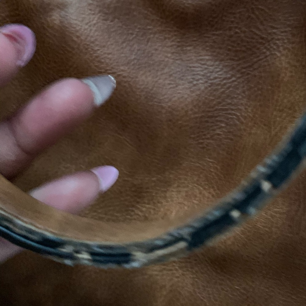 Handbag - Picture 6 of 6